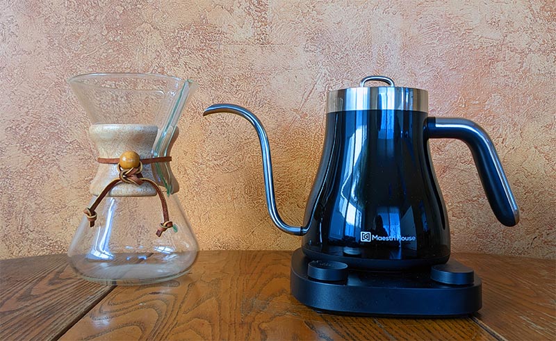 Maestri House Electric Gooseneck Kettle review - hot water, with a few  extras - The Gadgeteer