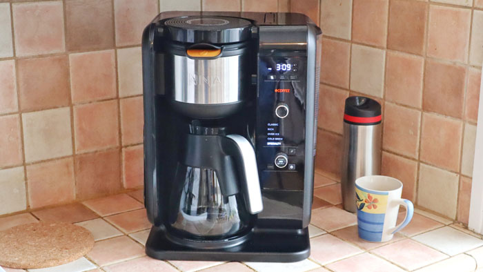 Ninja Hot and Cold Brewed System review: Ninja's super versatile coffee  maker tackles all your cafe needs - CNET